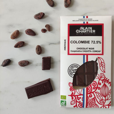 Tablette de chocolat noir réalisée par Alain Chartier, meilleur ouvrier de France. Idéale pour une expérience gourmande. 