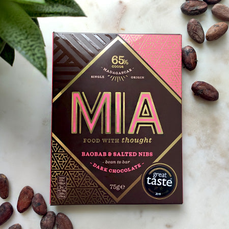 coffret de chocolats boîte de chocolat développement durable chocolat bean-to-bar chocolat étique chocolat développement durable chocolat bio chocolat vegan Chocolate from Heaven chocolat noir chocolat de qualité chocolat à offrir chocolat Menakao Original Beans Virunga Madagascar Pérou Peru démarche RSE