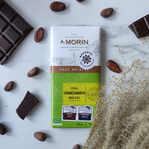 A.Morin, artisan chocolatier, vous propose une tablette de chocolat noir 63% de cacao tout droit venu de la plantation de Chanchamayo au Pérou. Cette plaque doublement médaillée est élue meilleur chocolat de France en 2020 et 2ème meilleur chocolat du monde en 2021. 