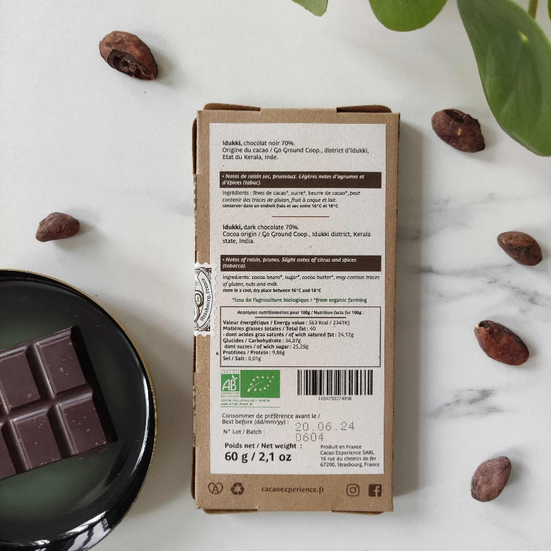 Cacao Expérience, artisan chocolatier,tablette chocolat noir 70% cacao chocolat bean to bar pure origine inde chocolat noir bio idée cadeau original cadeau à offrir à une femme idée cadeau noël chocolat en ligne box chocolat box mensuelle