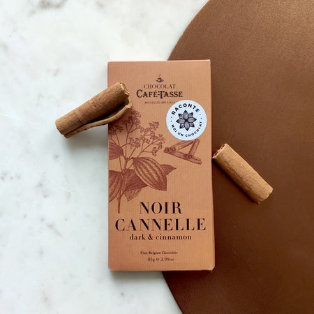 Café-Tasse chocolat noir à la cannelle chocolat aromatisé cannelle chocolat noël idéee cadeau chocolat